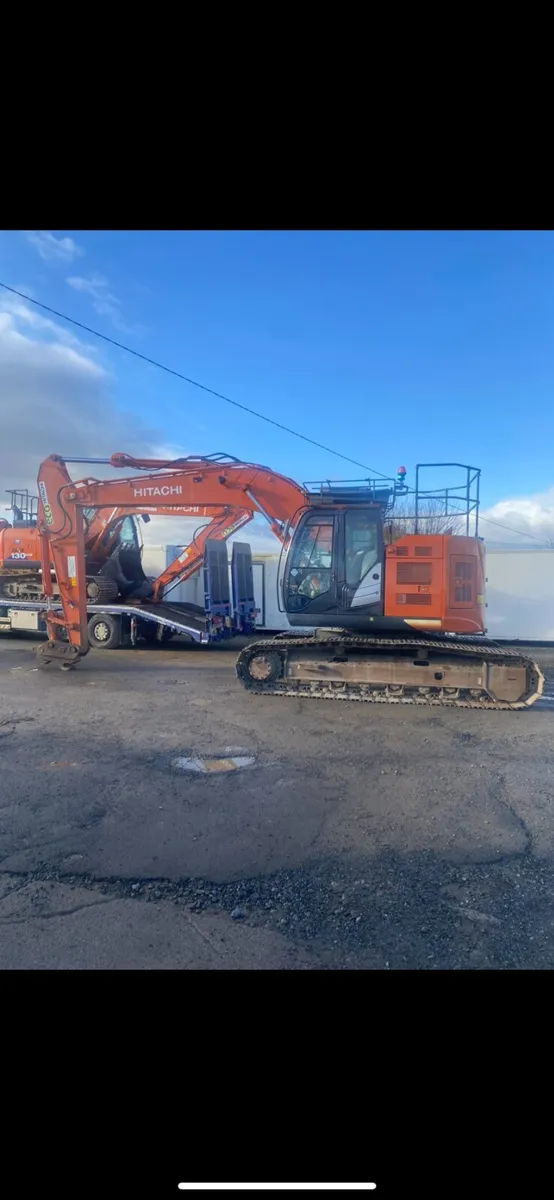 2019 Hitachi Zaxis 225-6 - Image 1