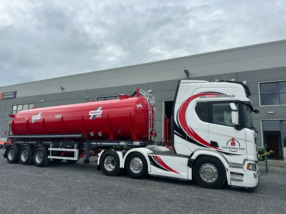 NEW ARTIC VACUUM TANK - 6500 GALLON - Image 1