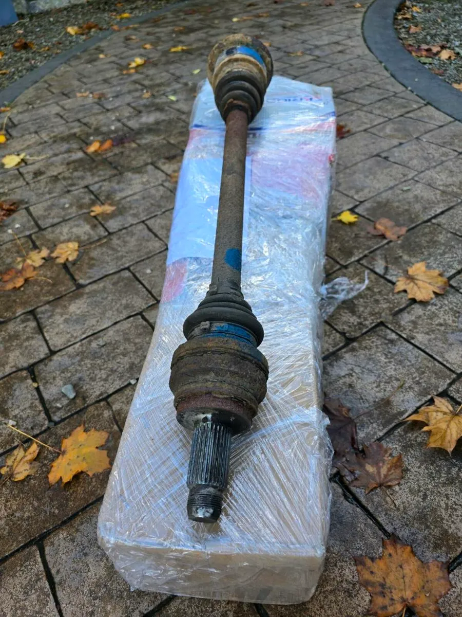 Left rear driveshaft - BMW X3 F25 automatic 2014 - Image 2