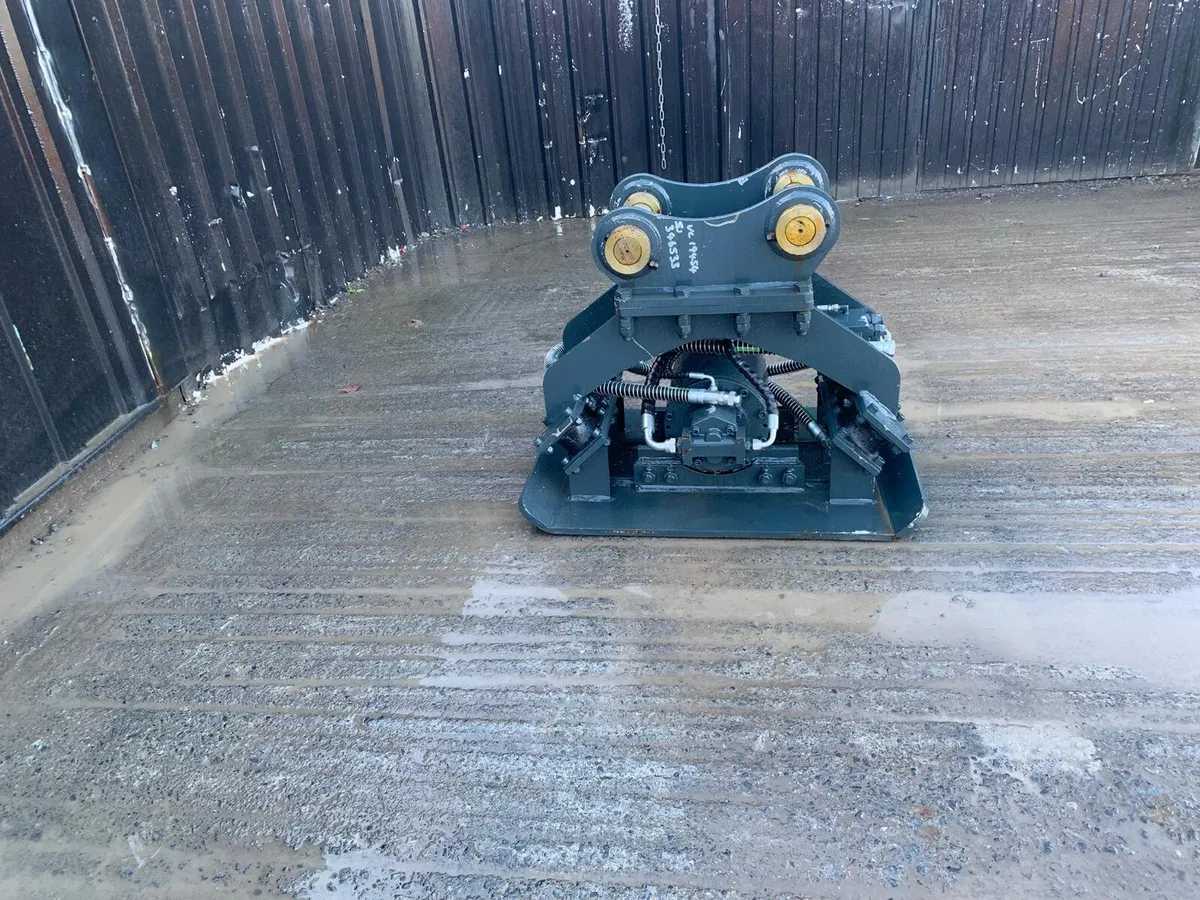 Hydraulic Compaction Plate 65MM PIN - Image 4