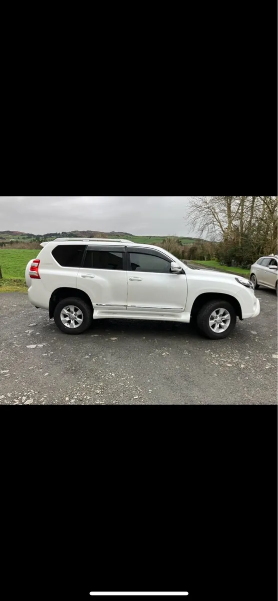 LANDCRUISER PRADO - Image 1