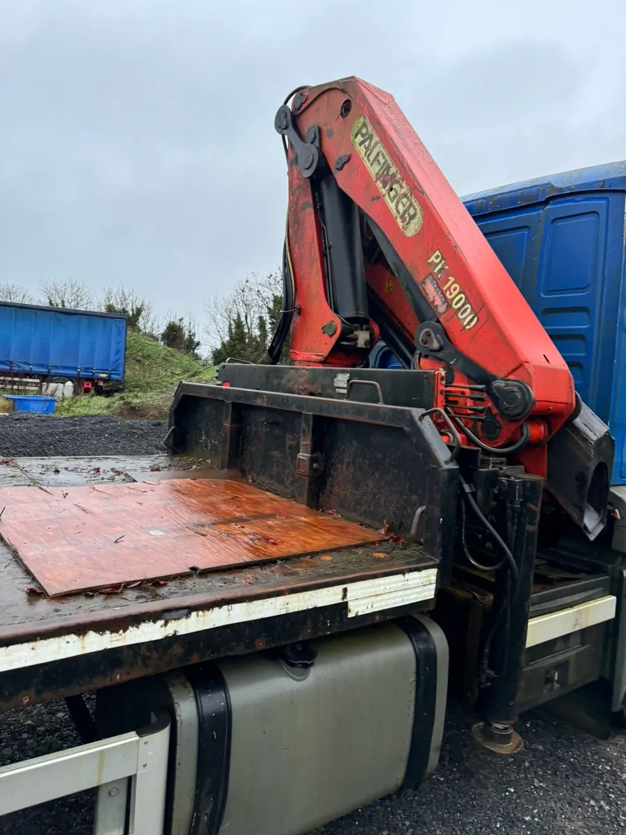 Trucks for export - Image 4