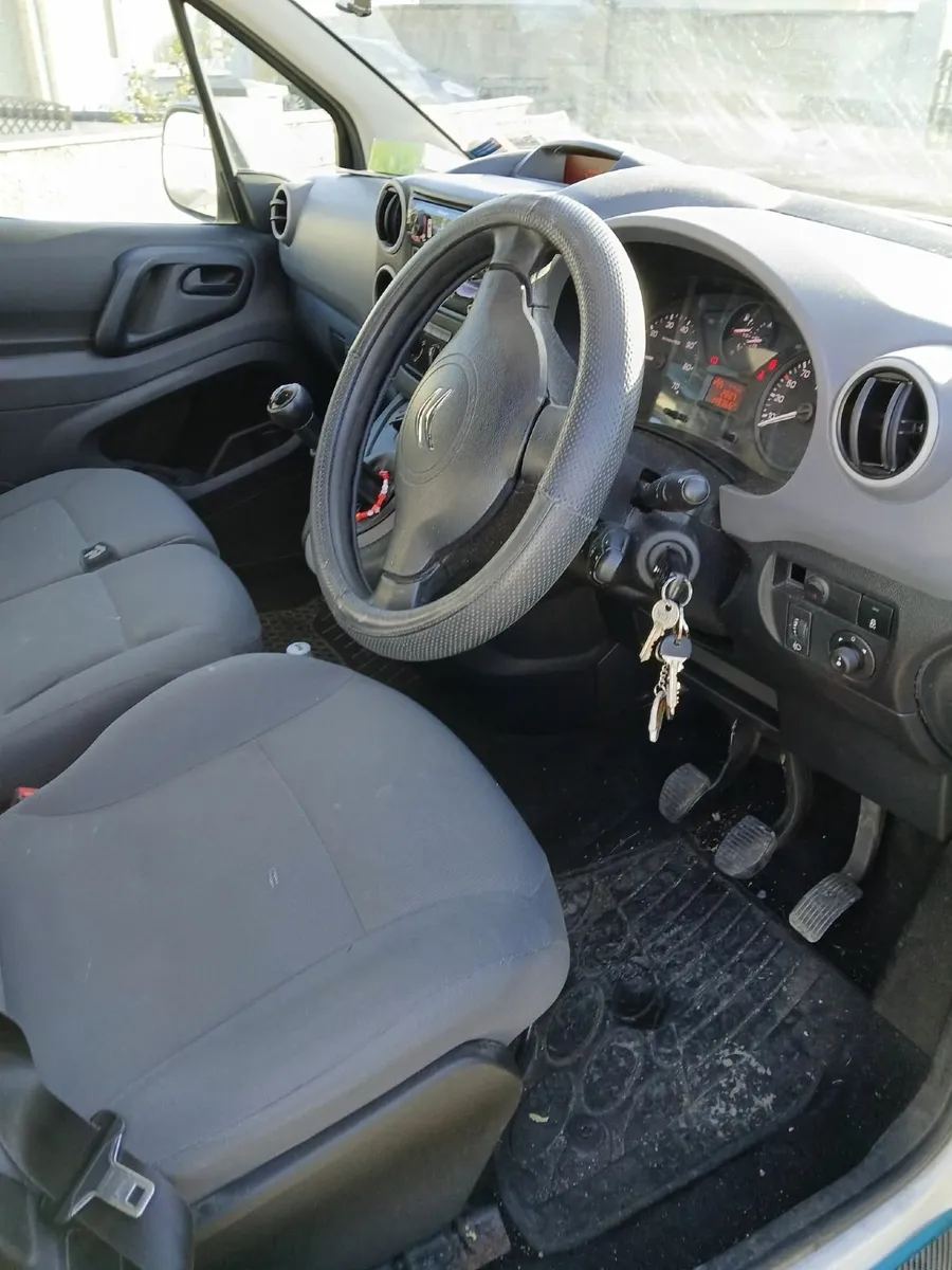 Citroen Berlingo 2016 - Image 2