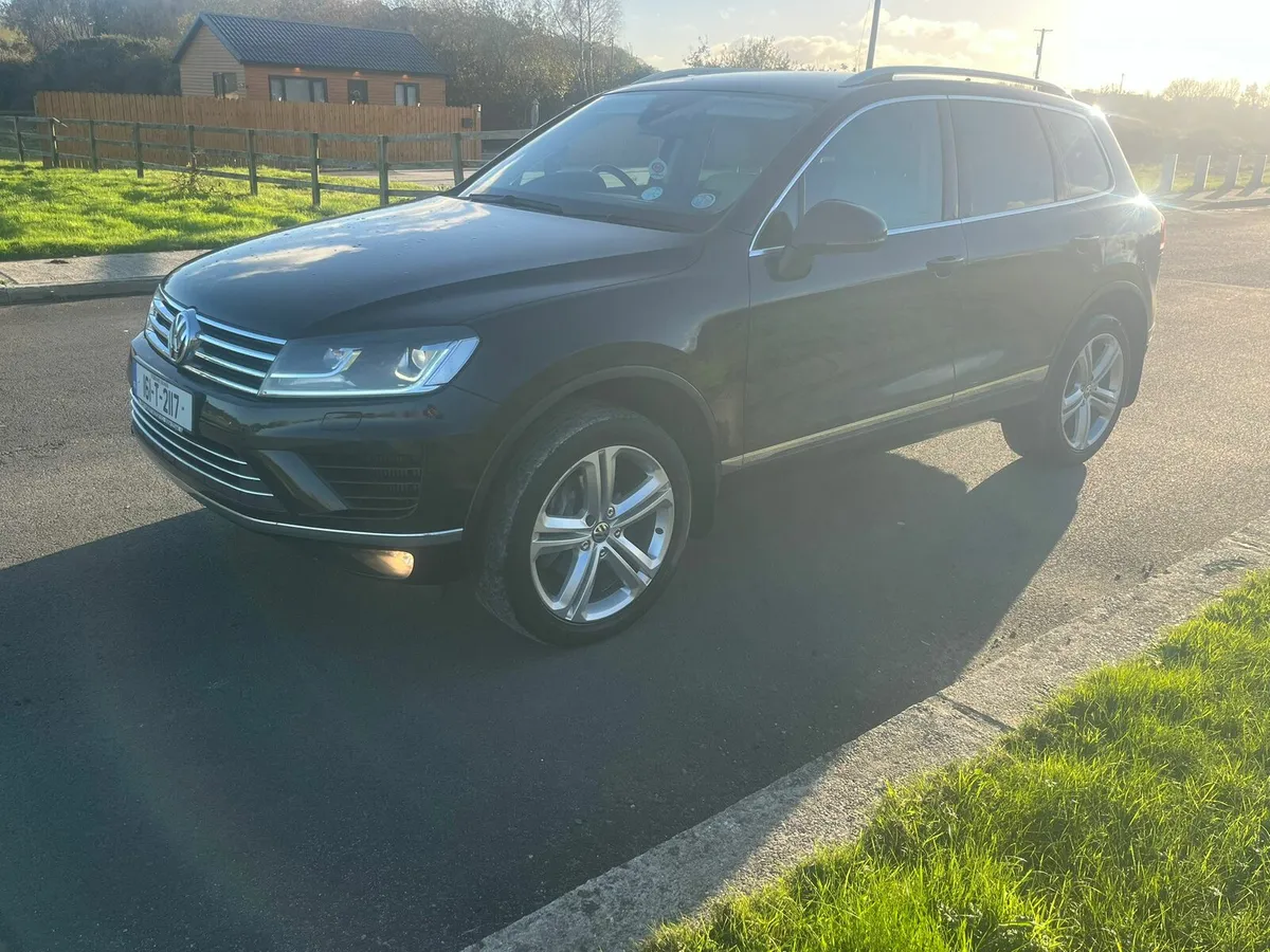 2016 Volkswagen Touareg 3,0 v6 r line - Image 2