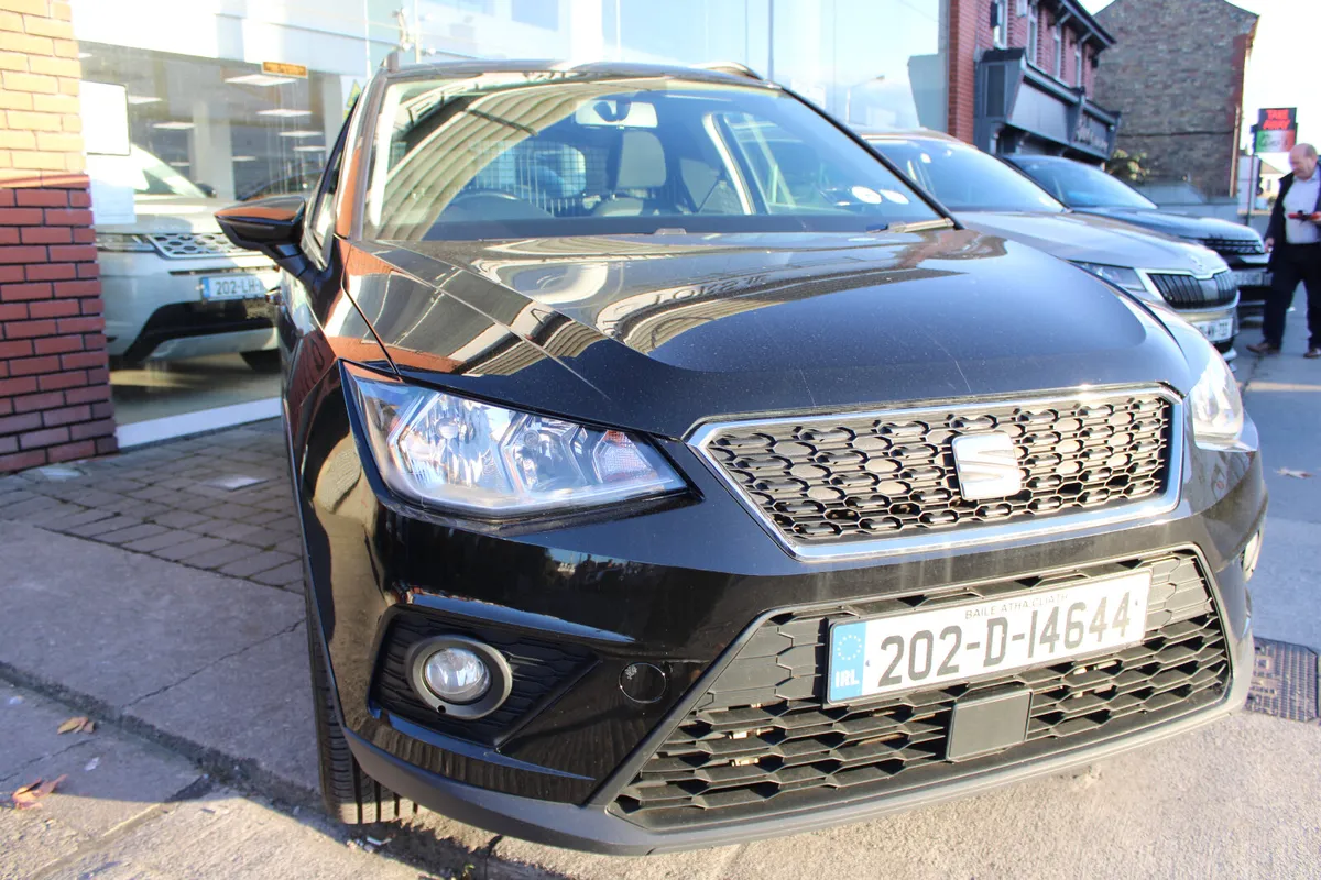 SEAT Arona 1.6 TDI VAN COMMERCIAL 2020 - Image 1