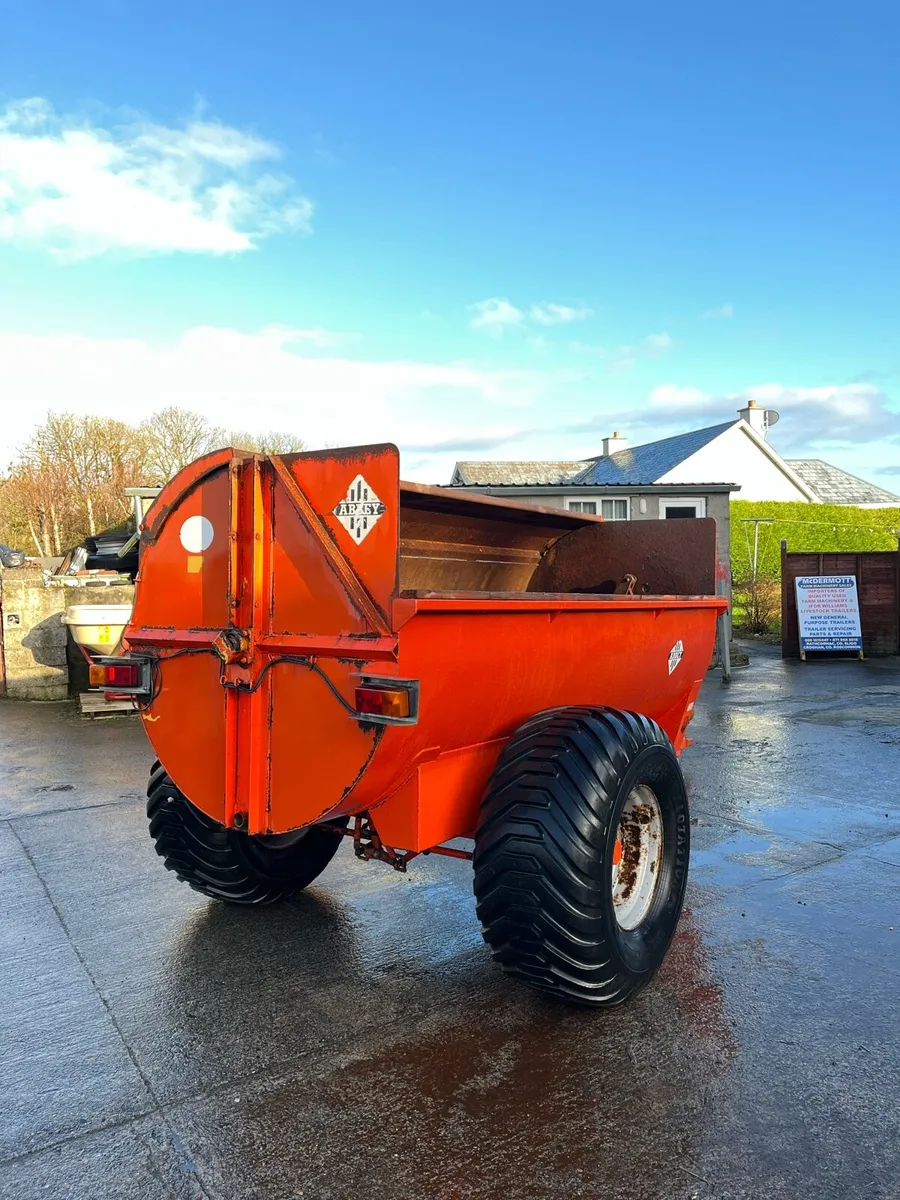 Abbey 2090 - Image 4