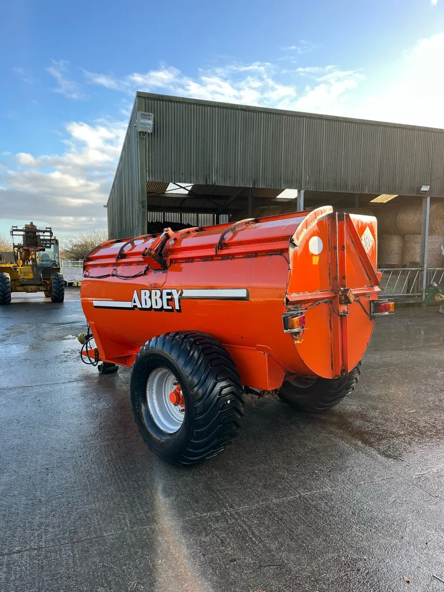 Abbey 2090 - Image 3