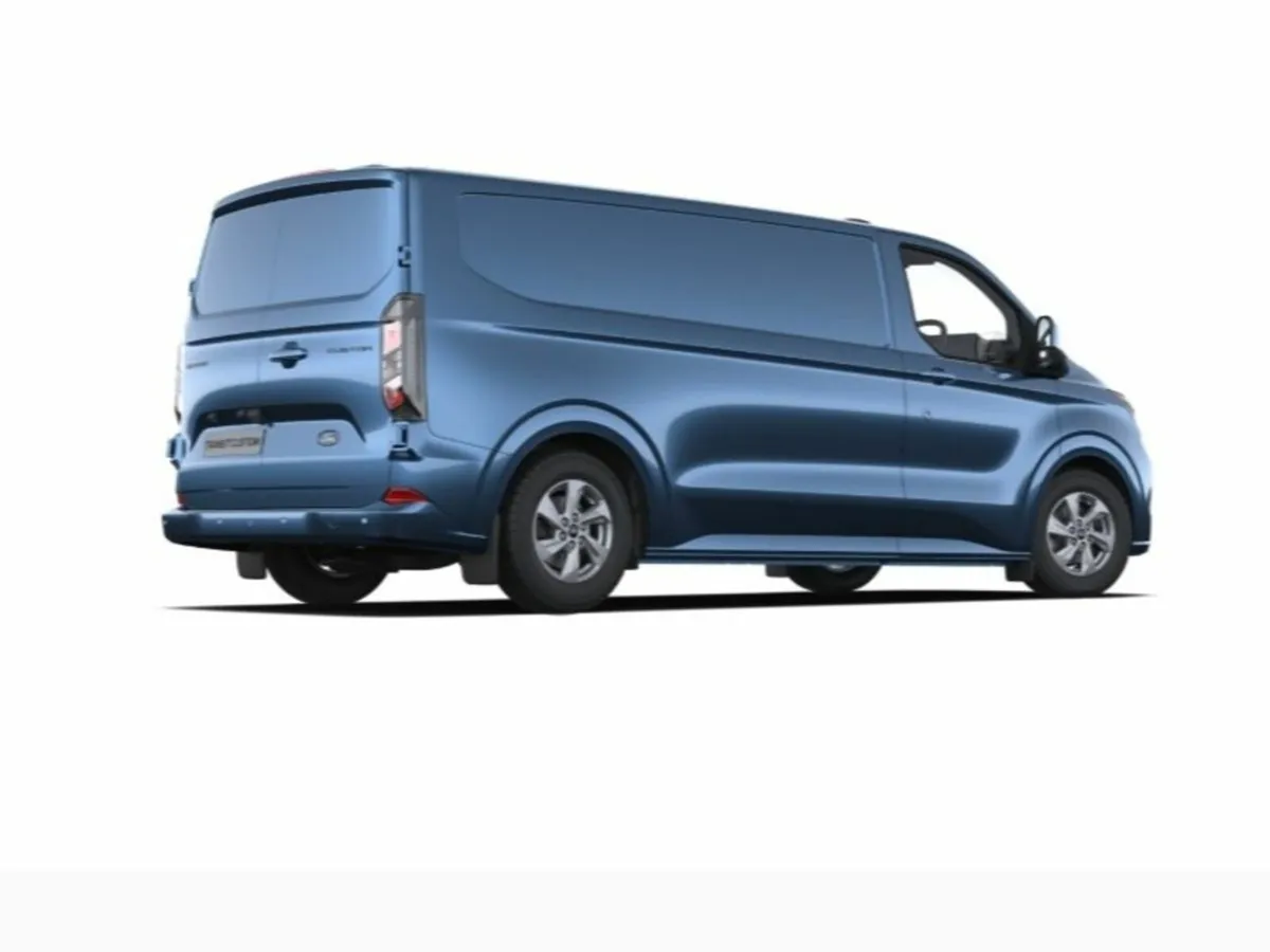 Ford Transit Custom Limited 320 2.0L EcoBlue 150PS - Image 2