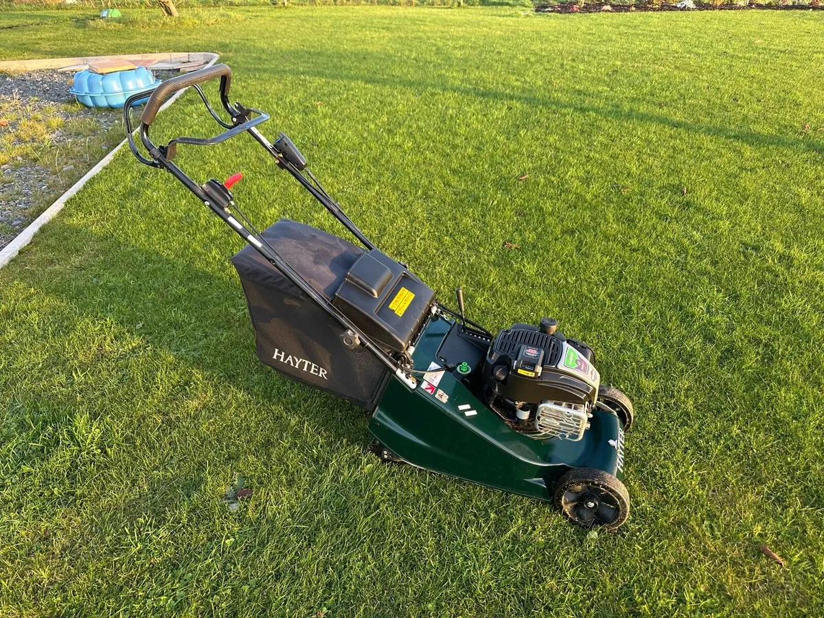Hayter Harrier VS ES 41 Lawn Mower 2024 - Image 1