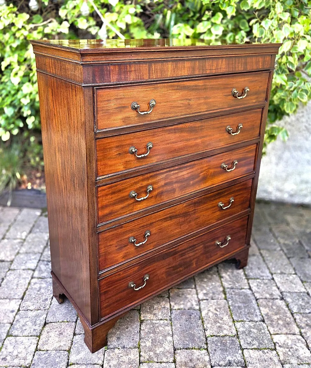 Large Victorian Mahogany Chest -Circa 1860 - Image 4