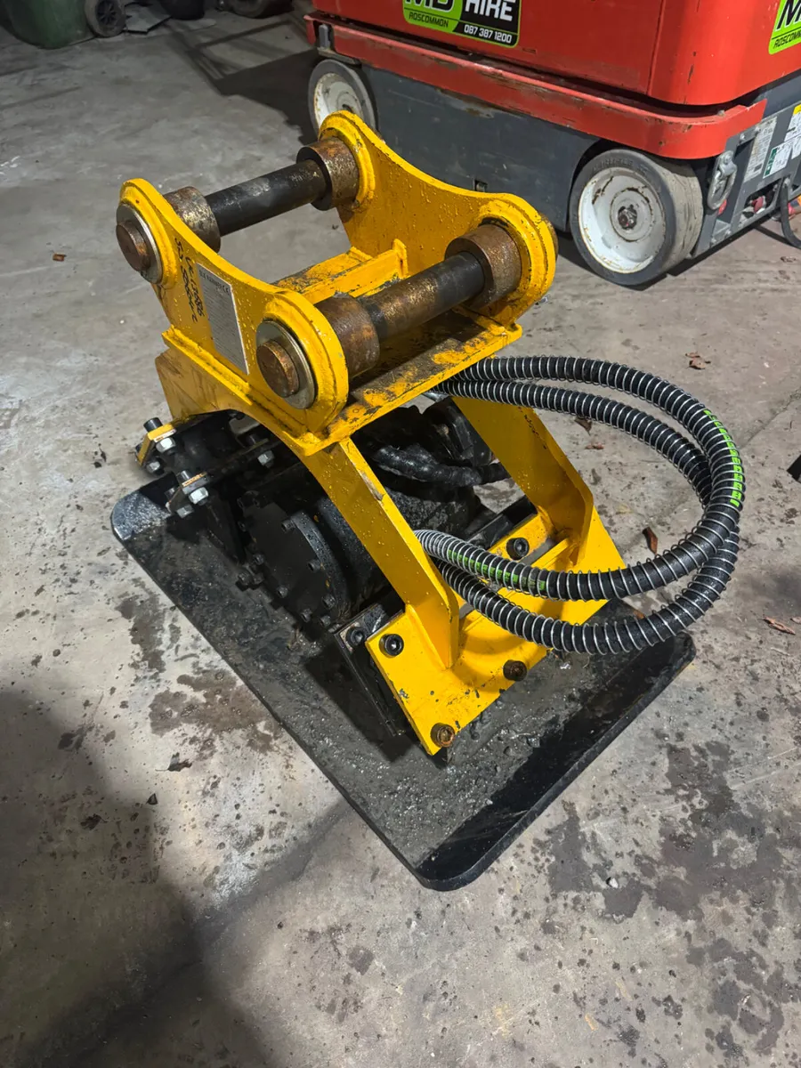 BLK Hydraulic Wacker - Image 2