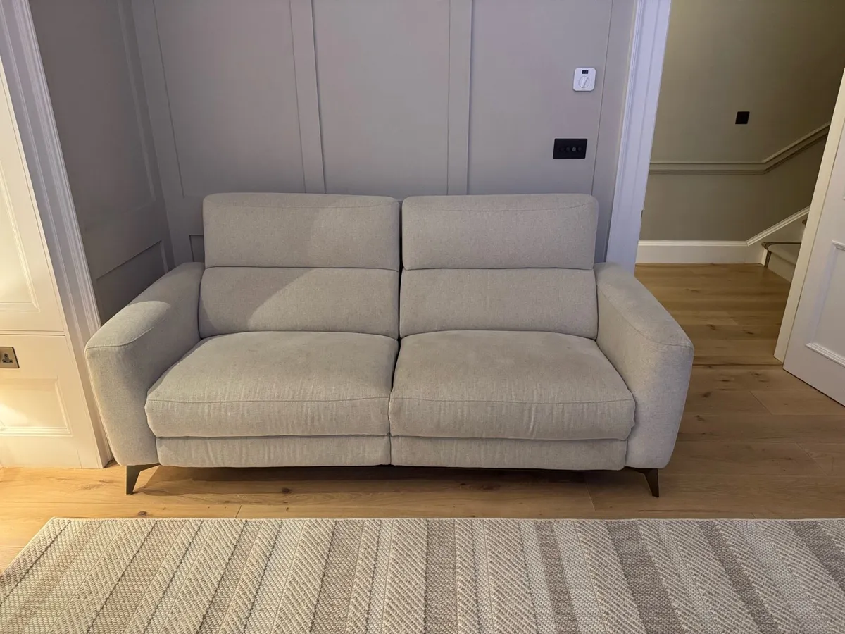 Cream stain resistant 3 + 2 power recliner - Image 3