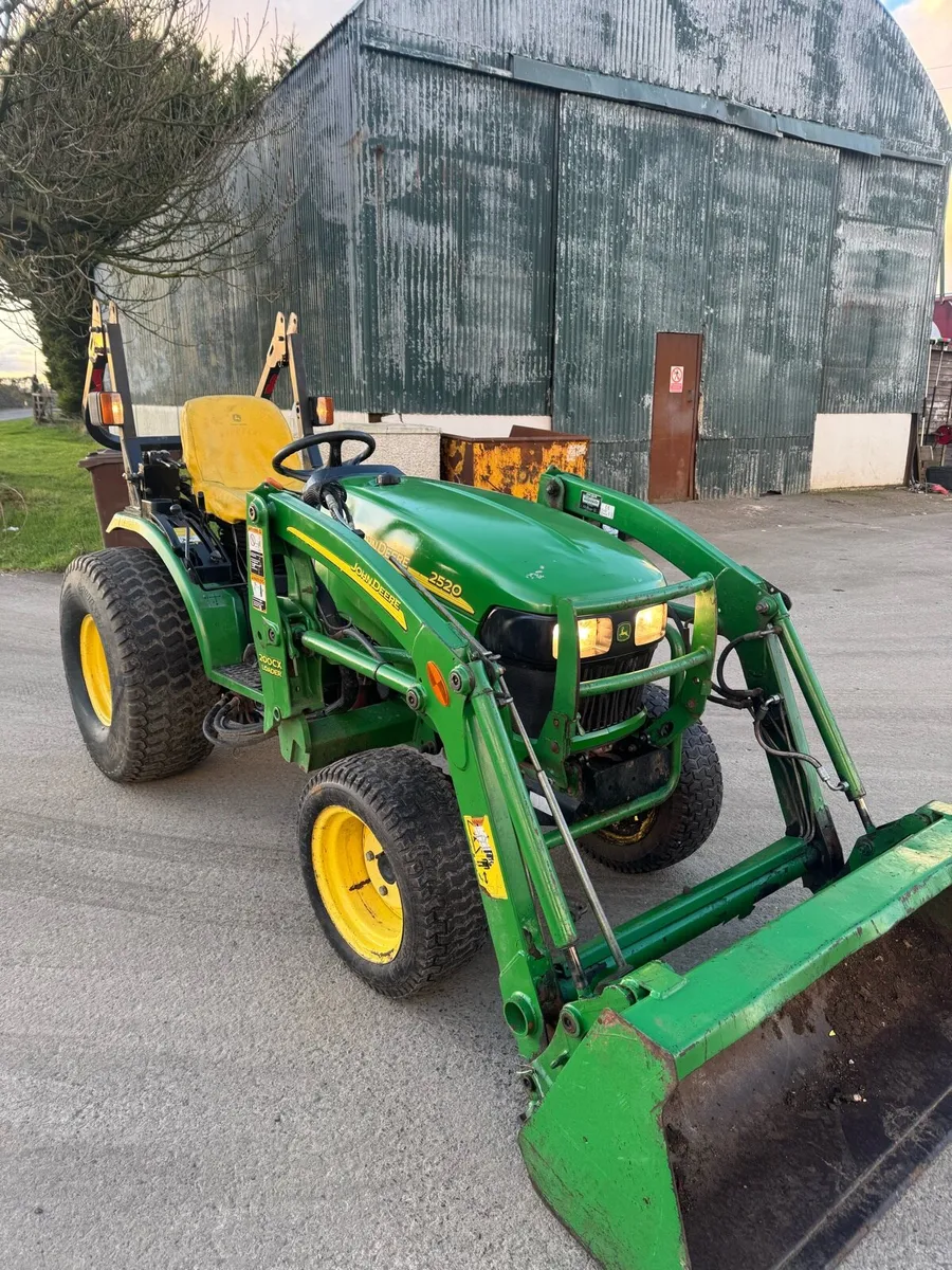 John Deere Compact Tractor with Front Loader - Image 3