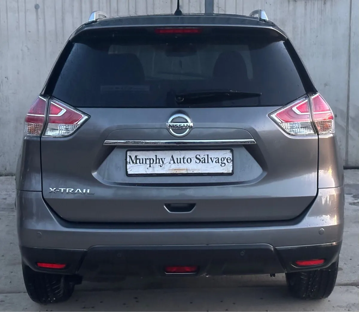 2017 Nissan xtrail for parts - Image 3