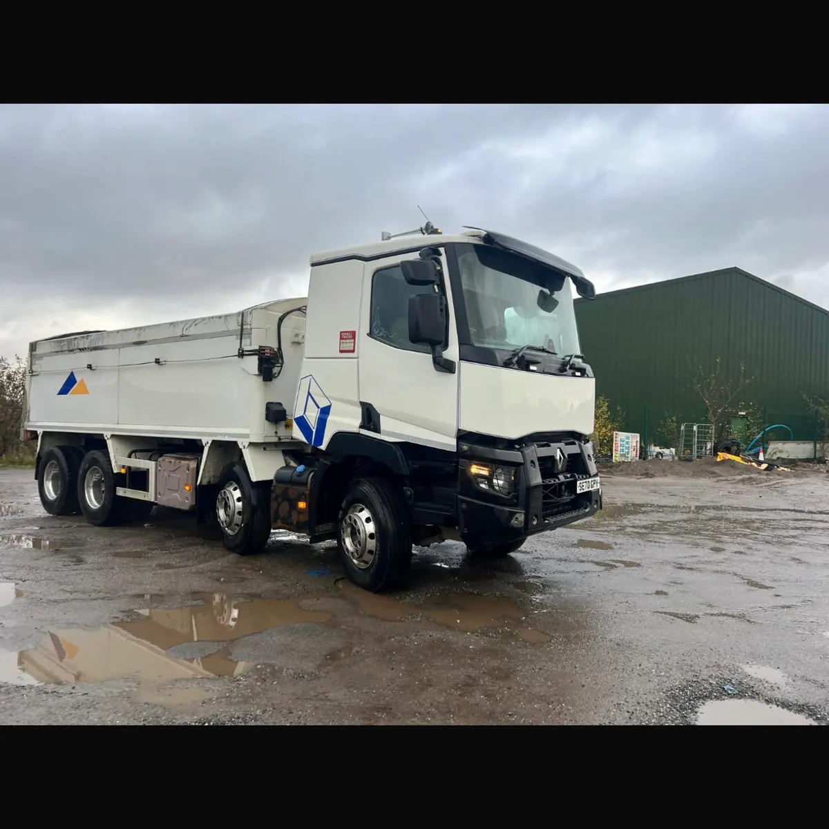 2021 Renault Tipper - Image 1