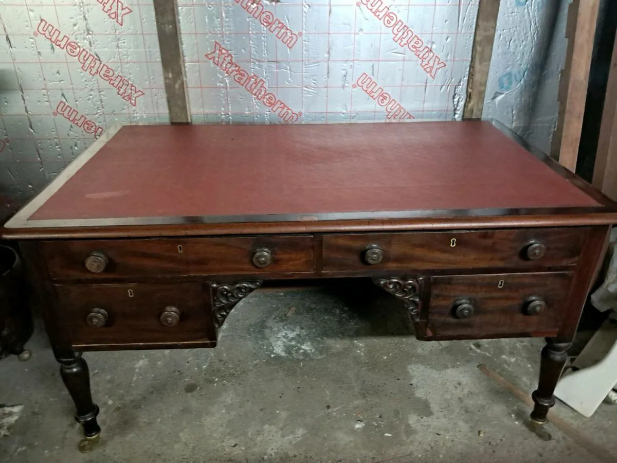 Mahogany partners desk - Image 1