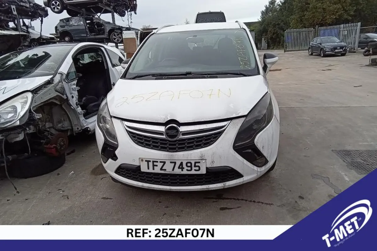 2014 VAUXHALL ZAFIRA BREAKING FOR PARTS - Image 2