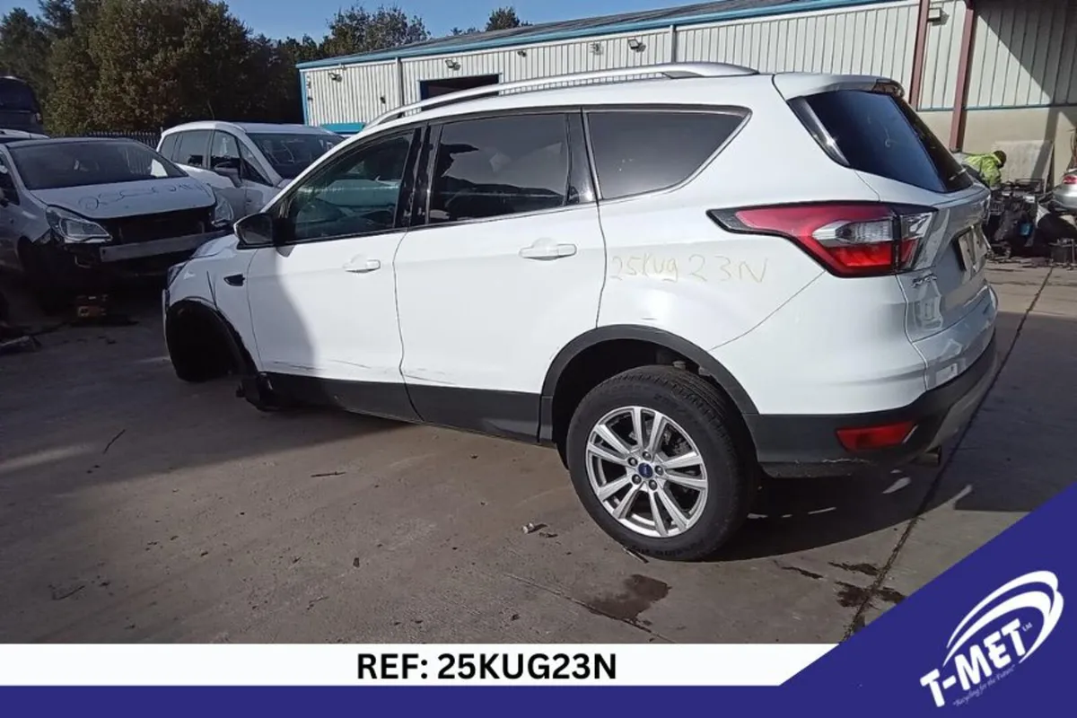 2017 FORD KUGA BREAKING FOR PARTS - Image 4
