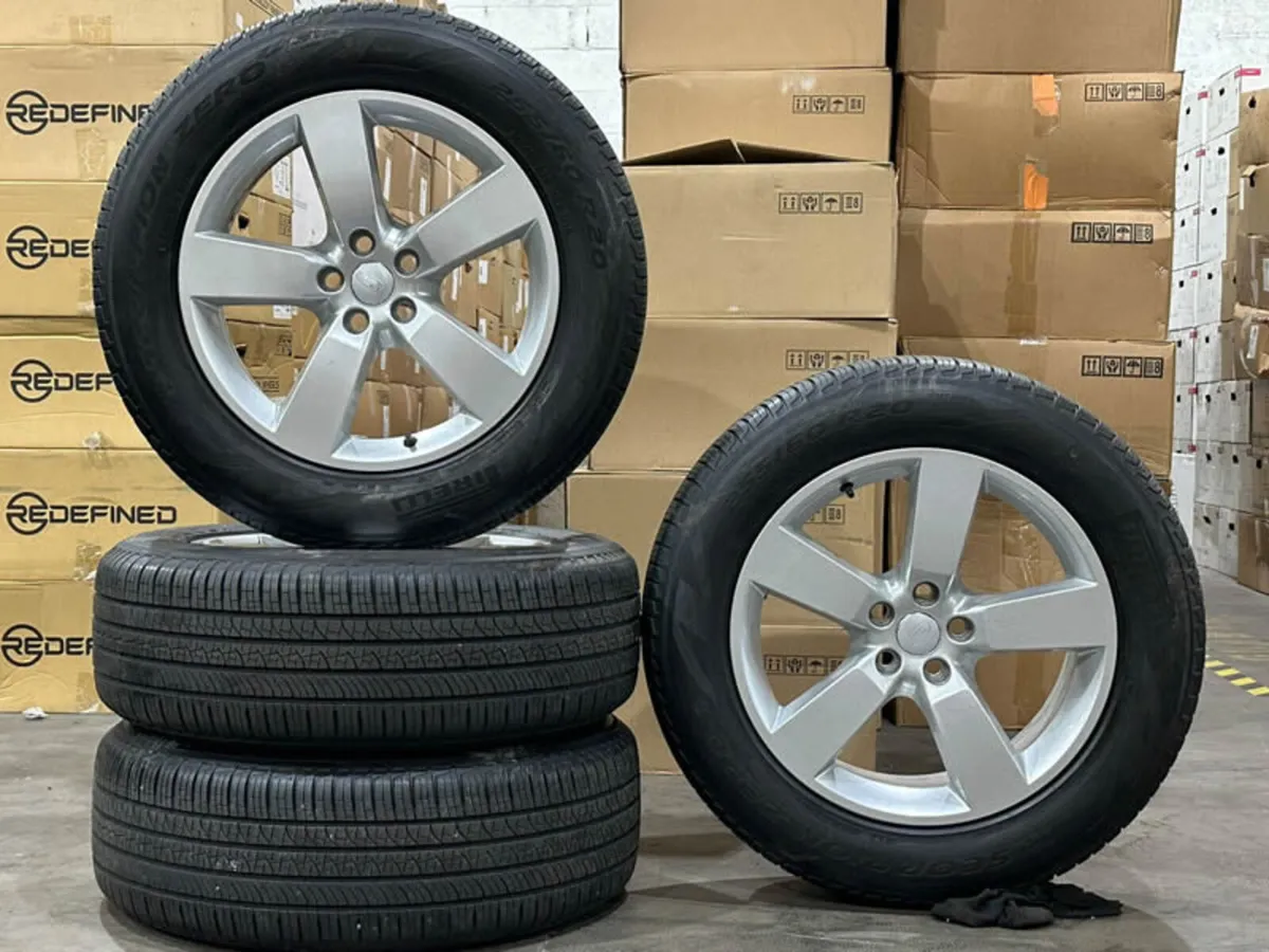 20" GENUINE OEM LAND ROVER DEFENDER 5094 WHEELS - Image 1