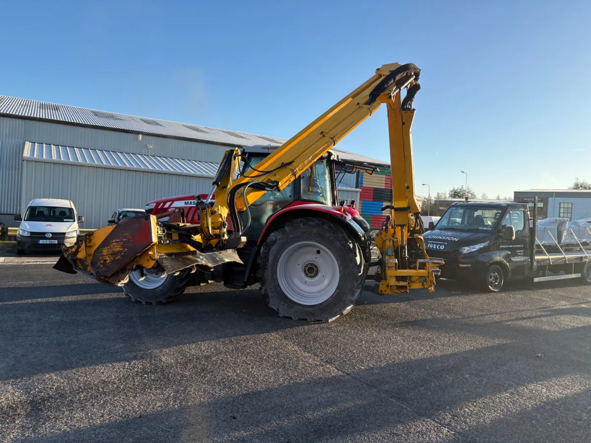 Shelbourne Reynolds Hedgecutter - Image 1