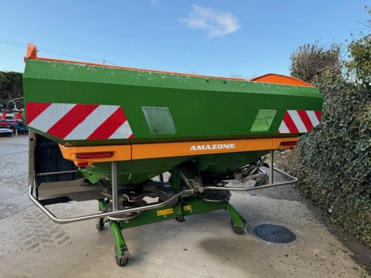 Clearence Sale New Amazone ZAV 3200 Profis Tronic - Image 3