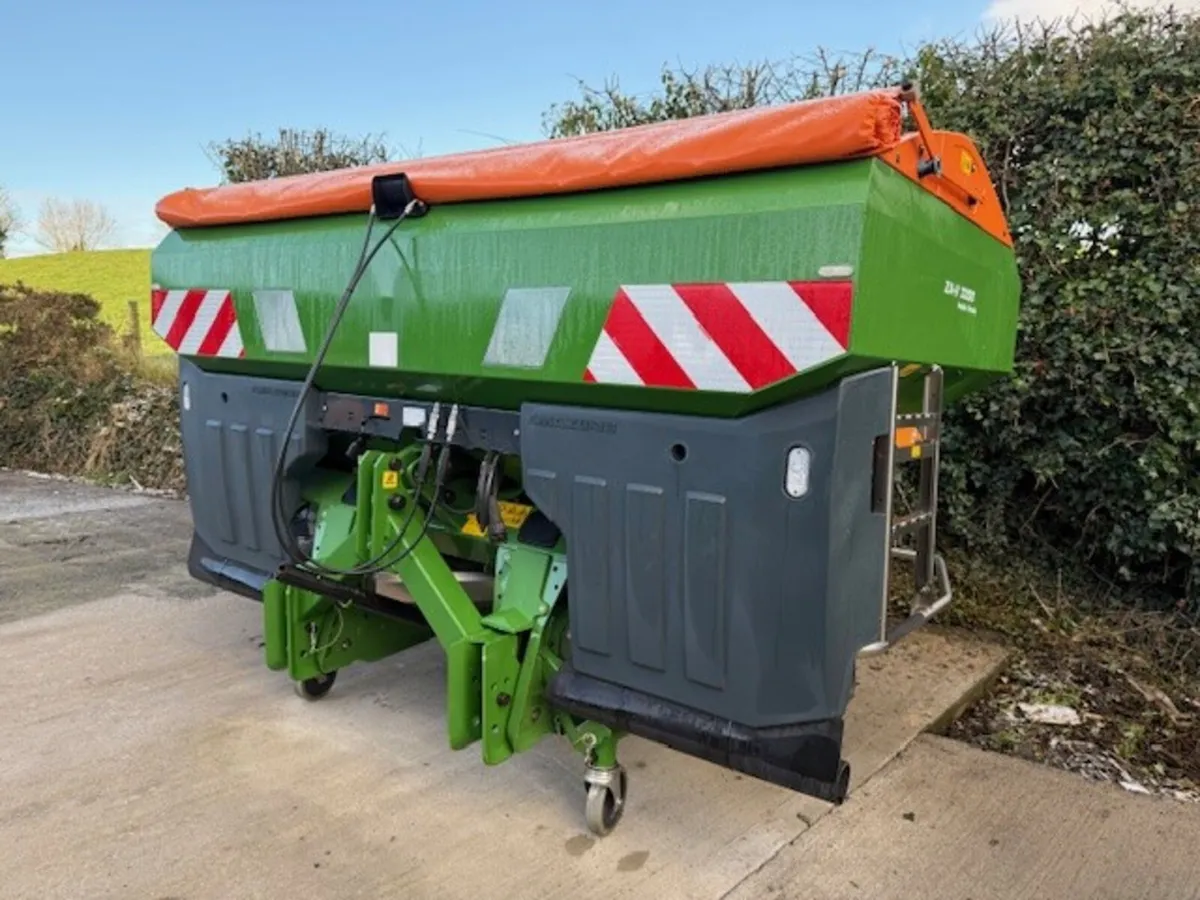 Clearence Sale New Amazone ZAV 3200 Profis Tronic - Image 1