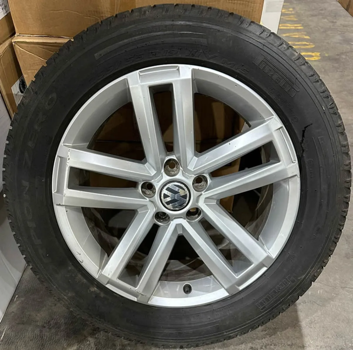 19" Genuine VW Cantera Alloy Wheels & Tyres For Am - Image 2