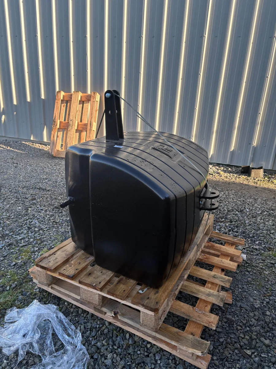 1100Kg Weight Block - Image 2