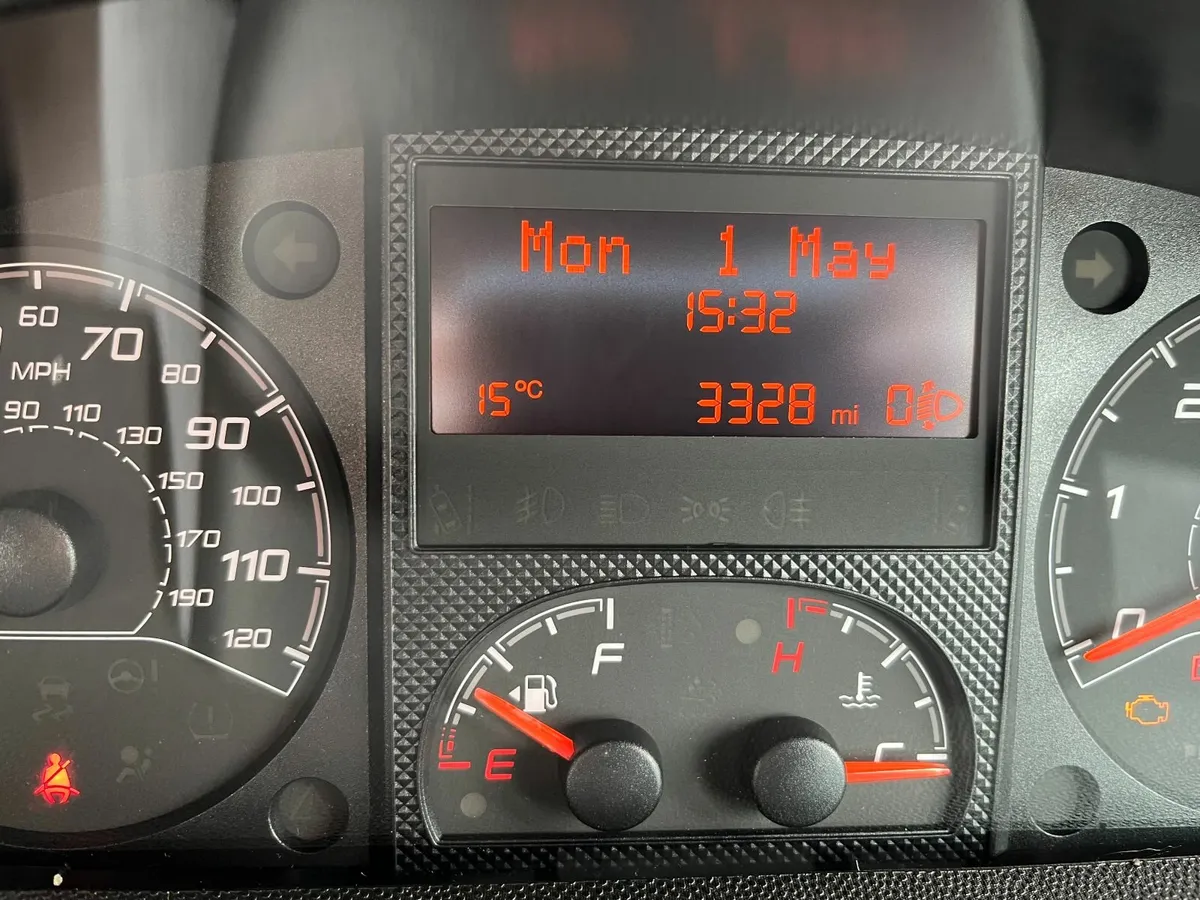 Bailey Autograph 81-6 (2021) - Image 2