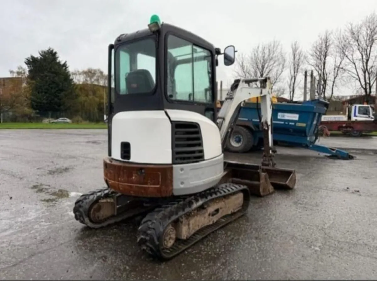 2018 B0BCAT E26 - Image 2