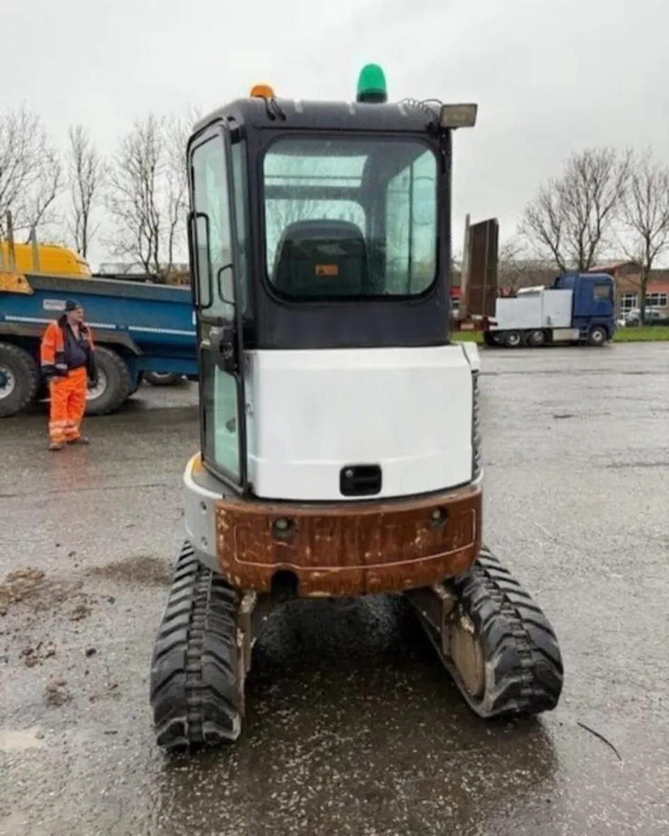 2018 B0BCAT E26 - Image 3