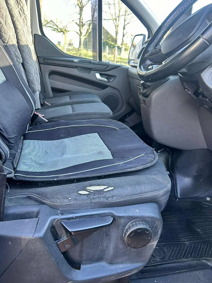 Ford Transit - Image 4