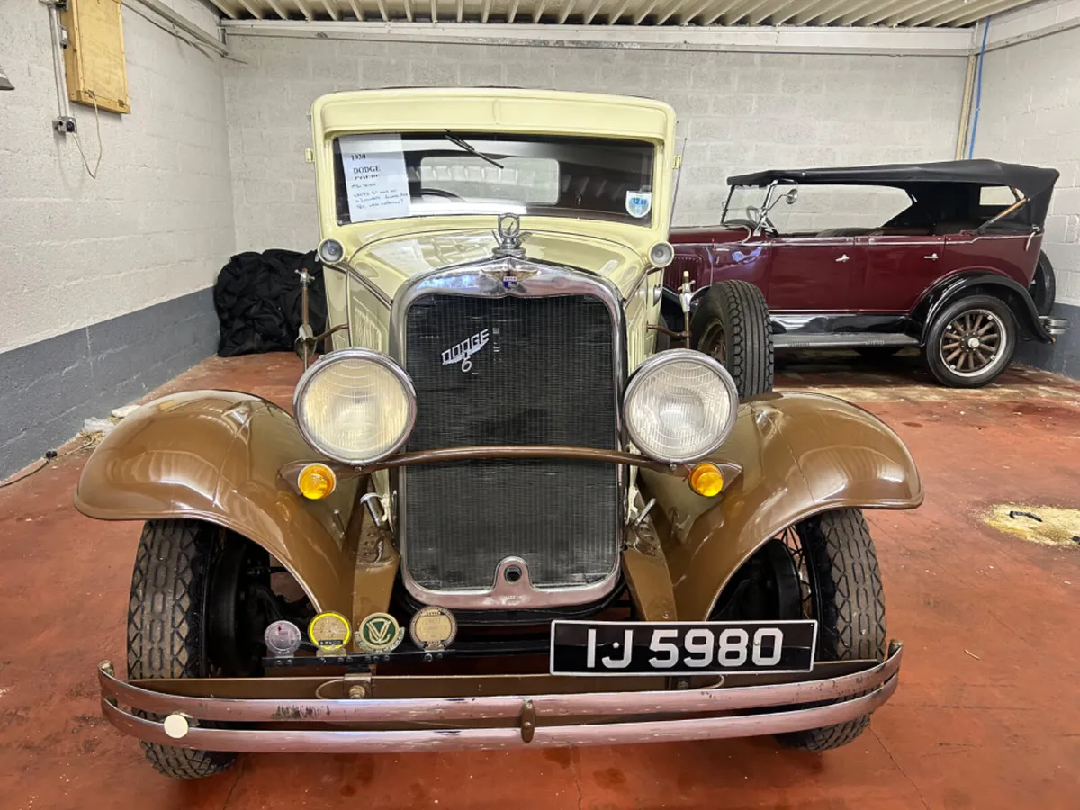 1930 DODGE COUPE - Image 1