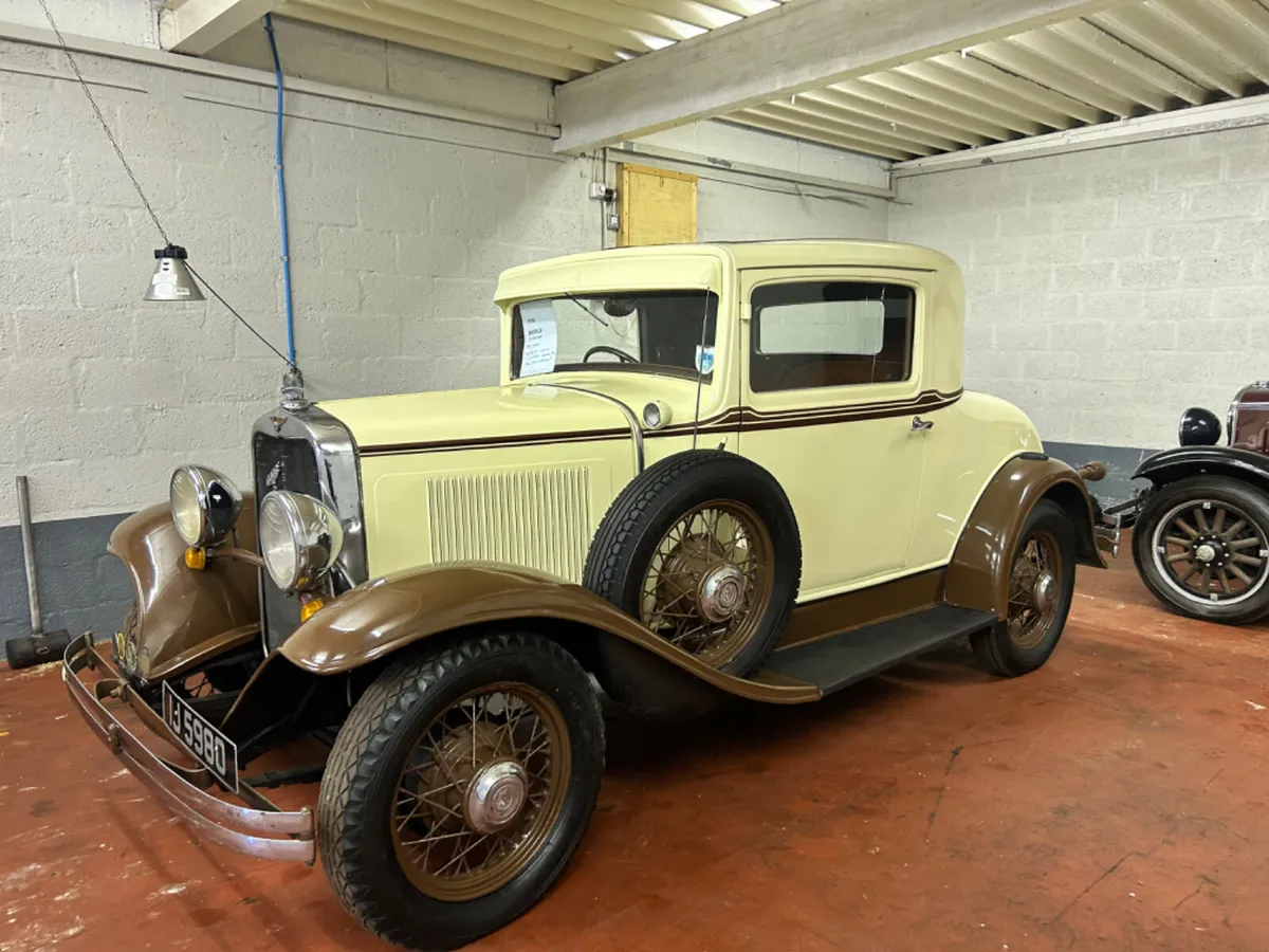 1930 DODGE COUPE - Image 2