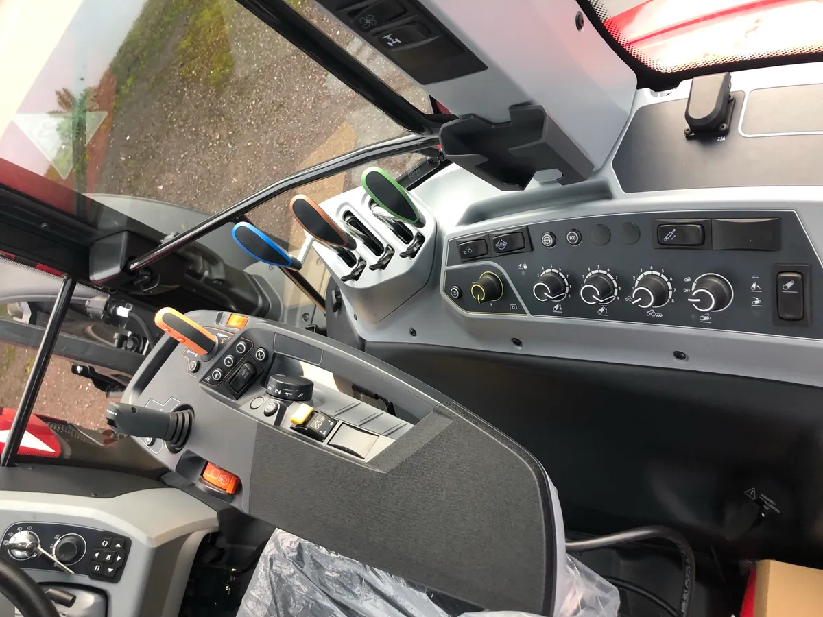 New Valtra G125s Available for 2026 Delivery - Image 4