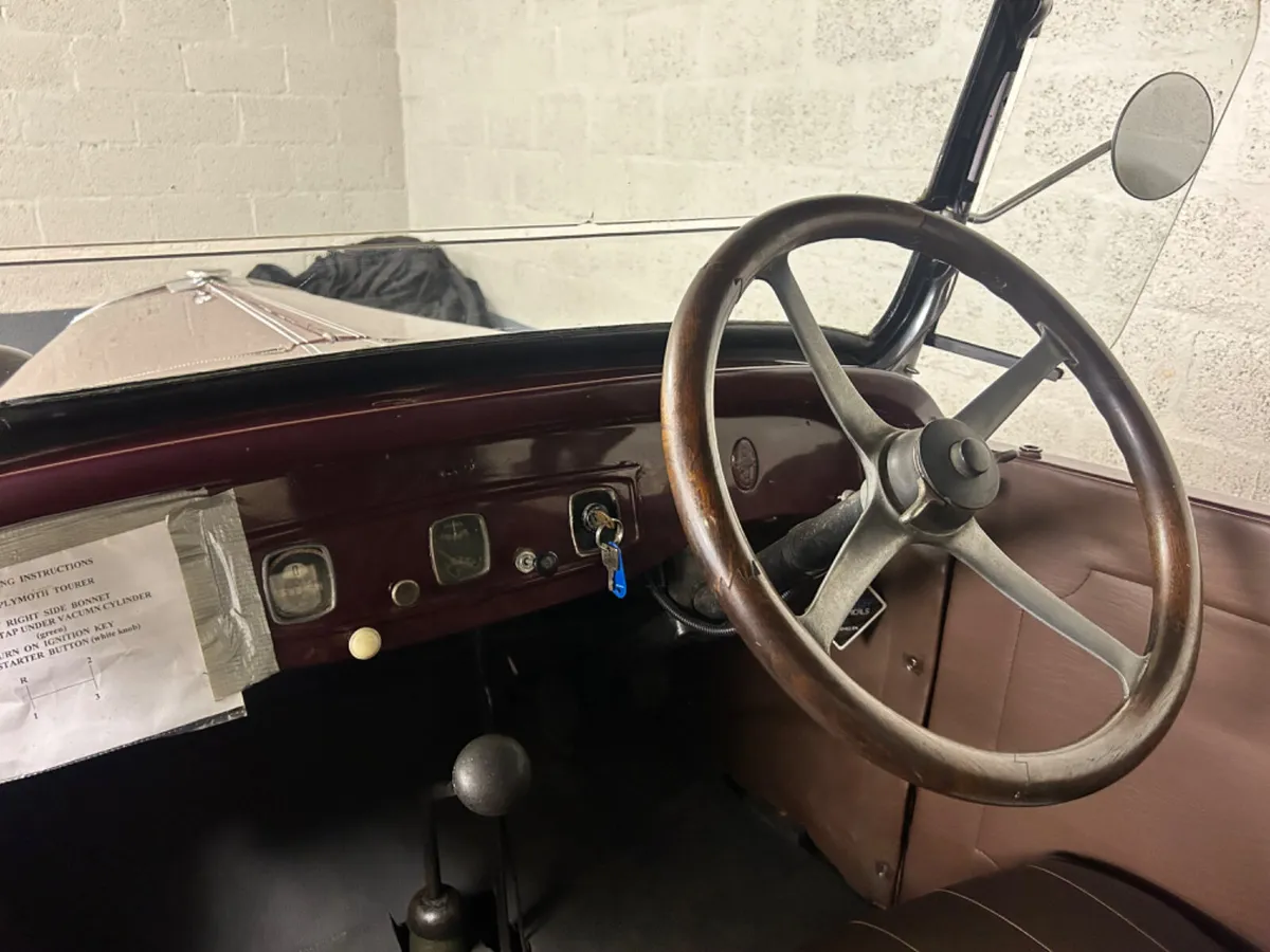 1928 PLYMOUTH TOURER - Image 4