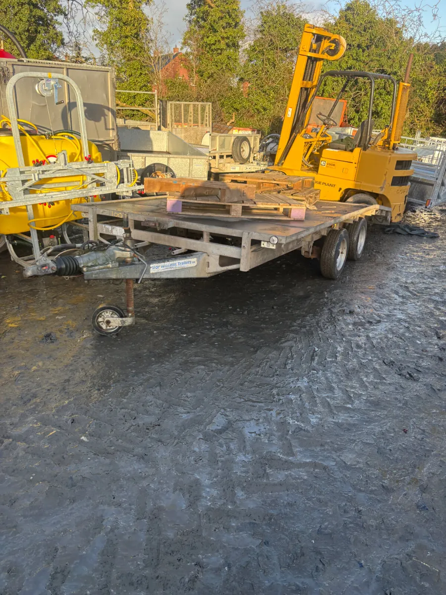 Ifor Williams 14ft beaver tail trailer - Image 1