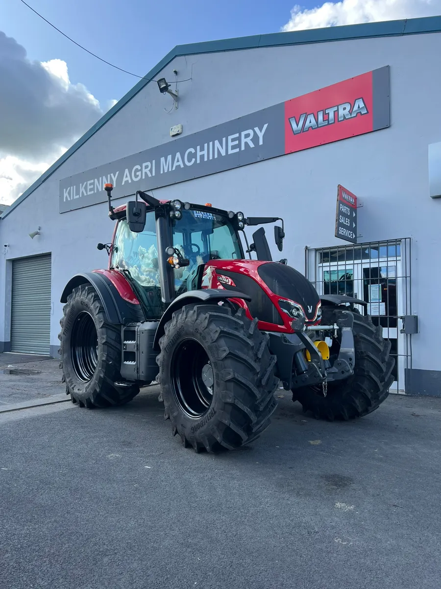 New Valtra N175 Active c/w Guidance & PTO for 2026 - Image 4