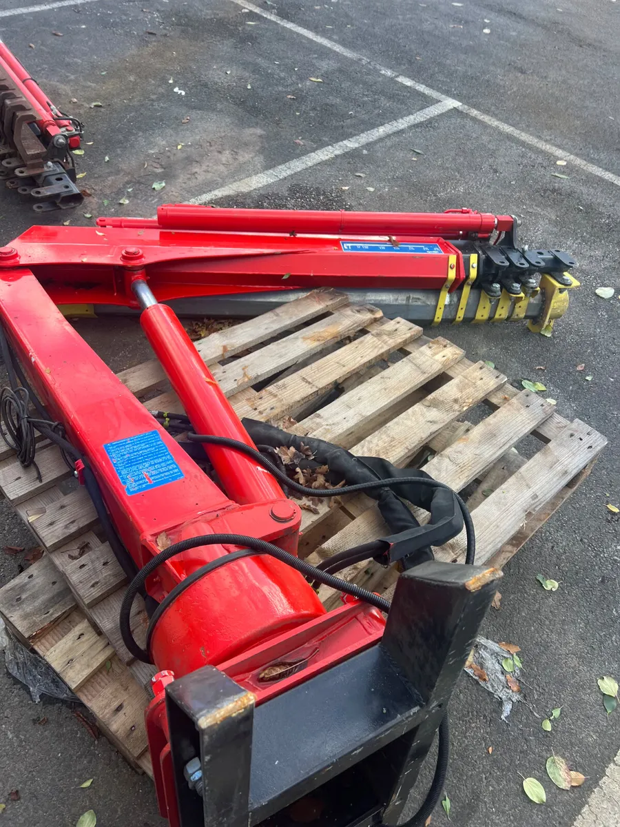 MAXILIFT 380.4 LME PENESTAIL CRANE - Image 1