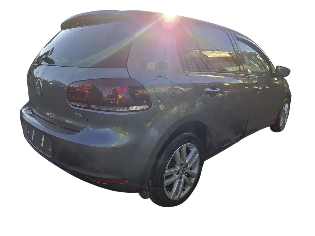2010 VOLKSWAGEN GOLF Breaking/Dismantling - Image 3
