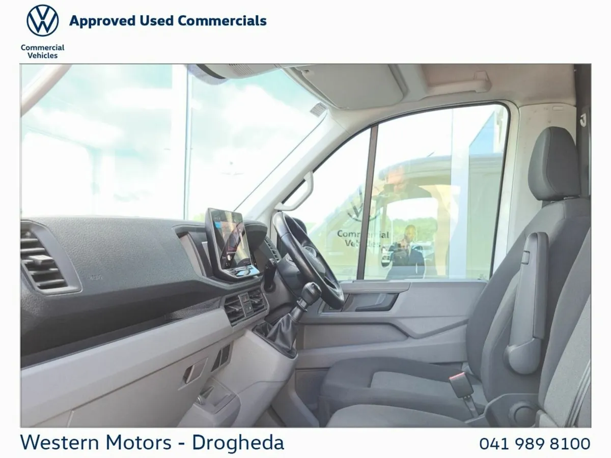 Volkswagen Crafter CRAFTER H 30 MWB 140BHP  M6F - Image 3