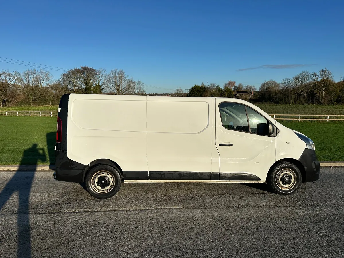 Renault Traffic 2016 DOE 06/26 - Image 3