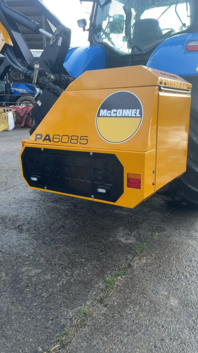 McConnell 6085   **mint** - Image 1