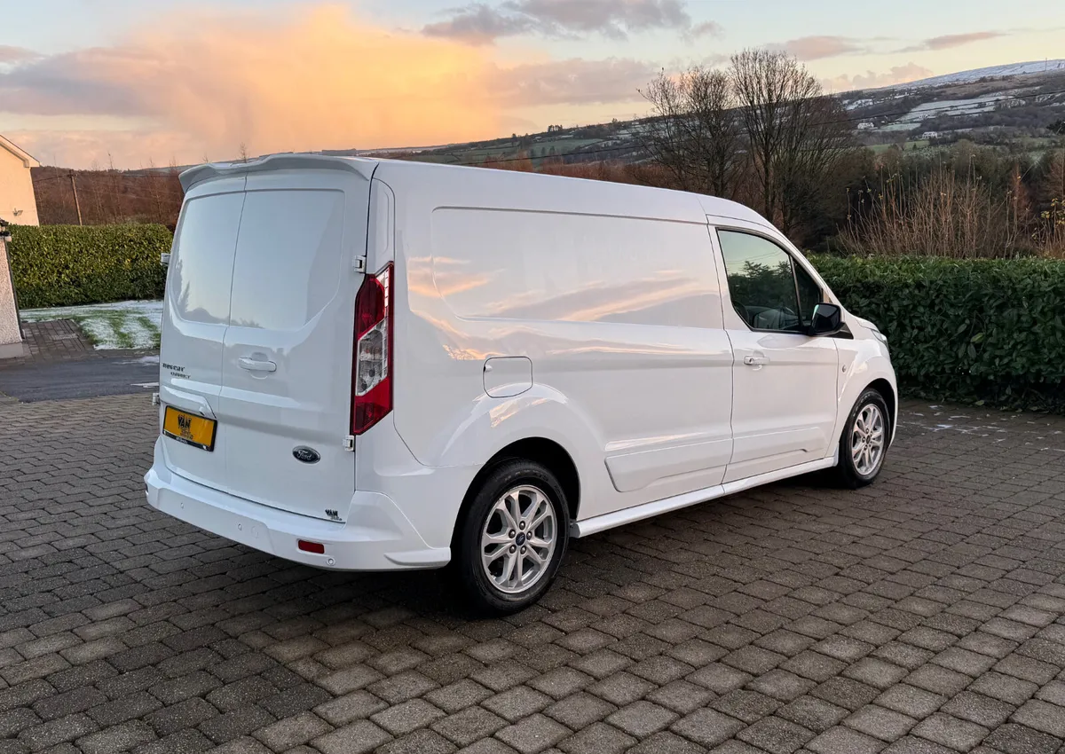 2021 (212reg) Ford Transit Connect L2 Sync-3 Media - Image 4