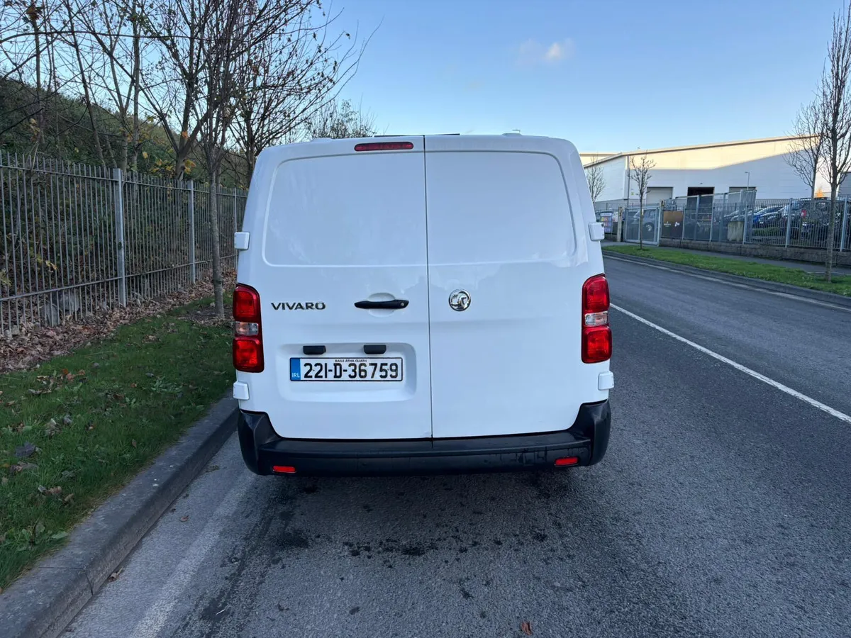 2022 Vauxhall vivaro lwb van low KLM’s only 38klms - Image 3