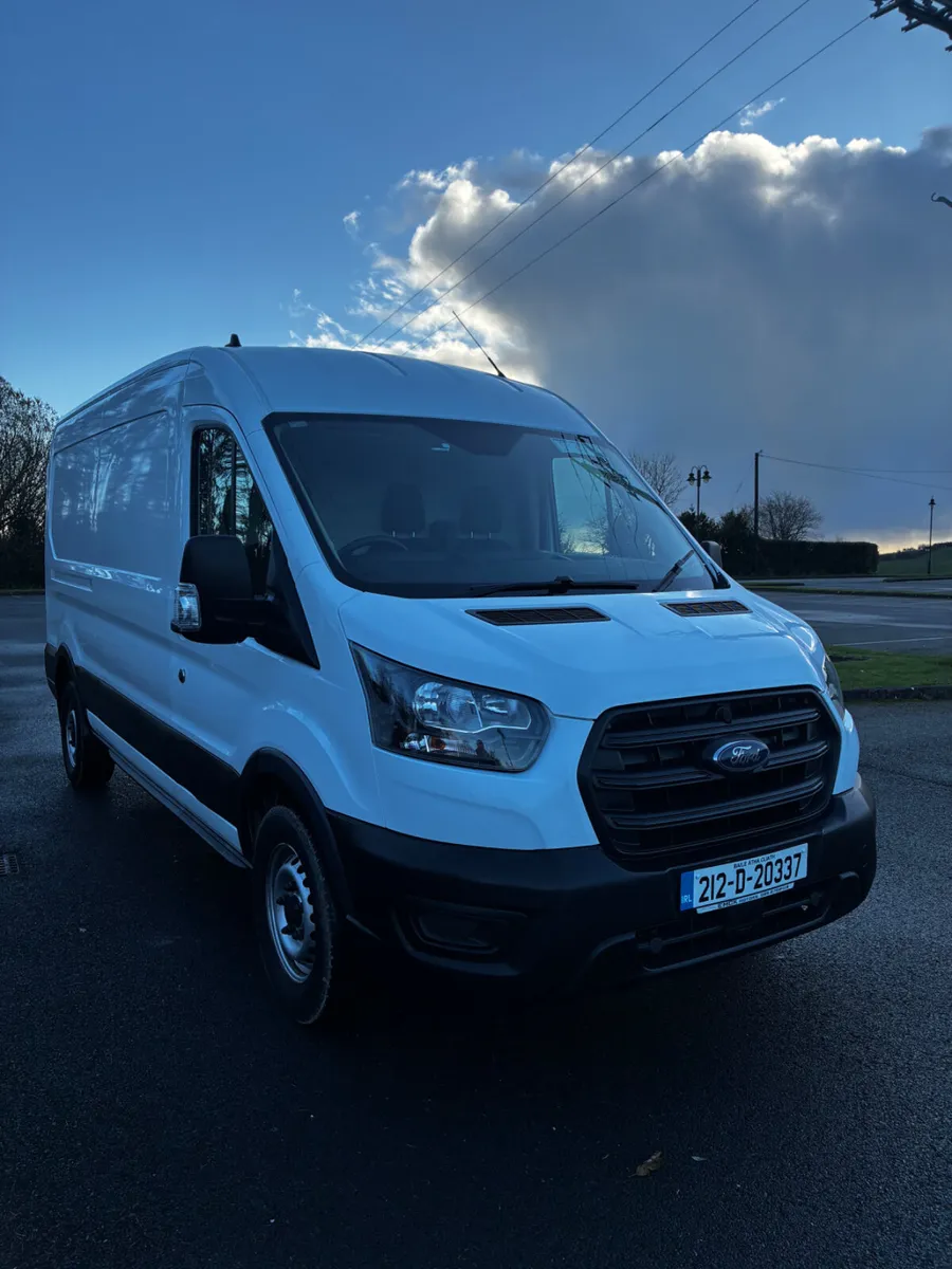 Ford Transit 2021 - Image 2