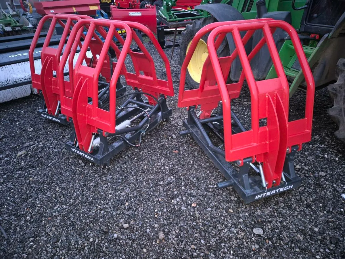 Intertech bale grabs - Image 2