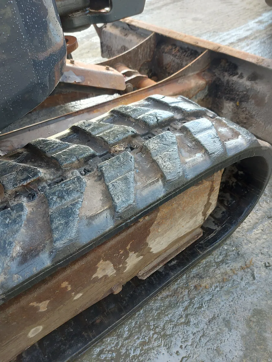 Mini digger - Image 2