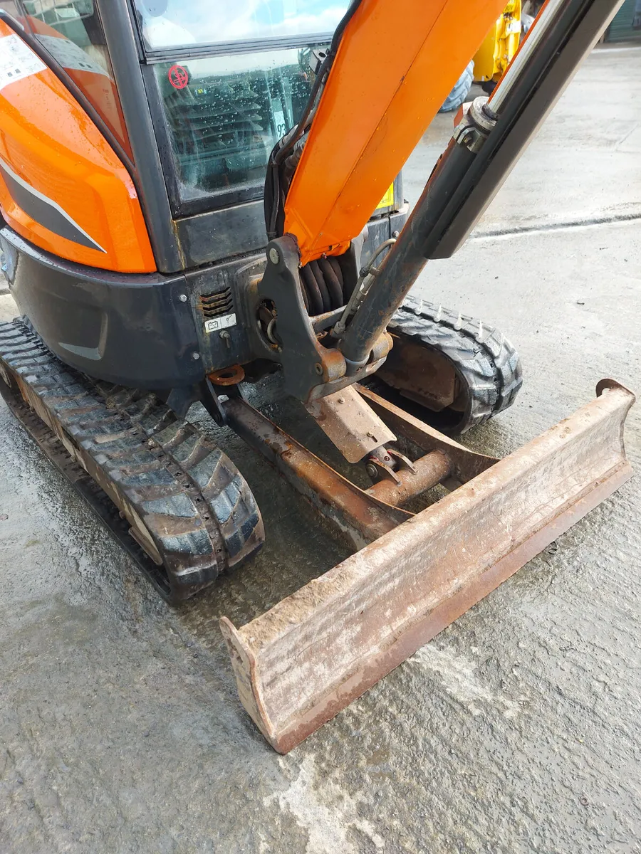 Mini digger - Image 4