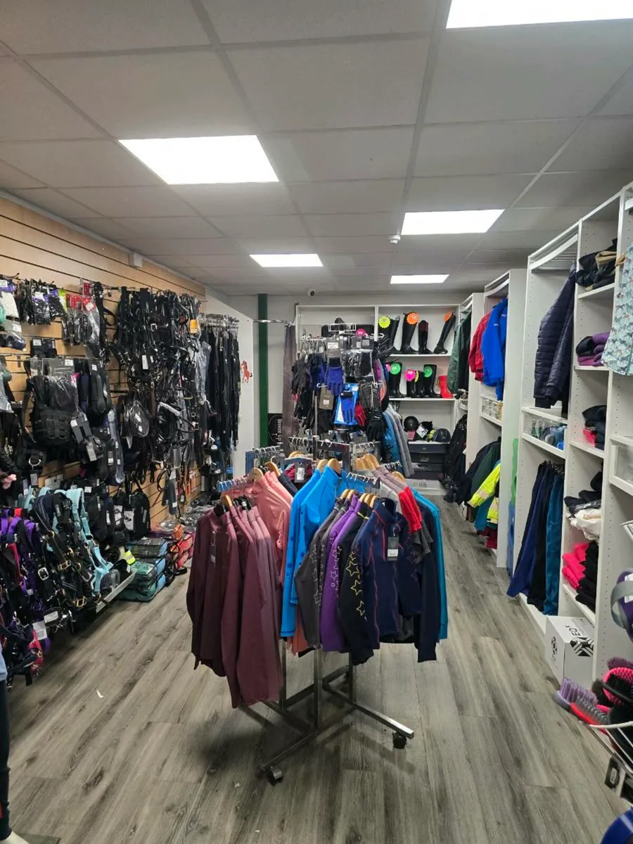  Riding Clothing, Helmets, Rugs, Tack,Boots & Feed - Image 1